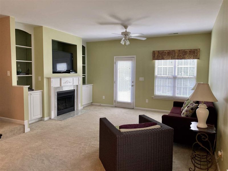 2113 Persimmon Ridge Dr, Raleigh, NC 27604