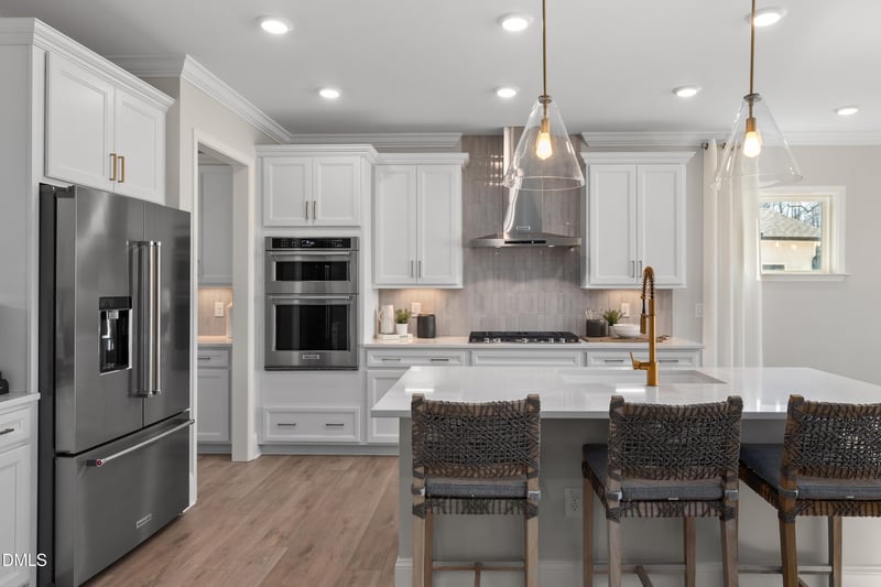 2113 Saunders Farm Dr, Willow Springs, NC 27592