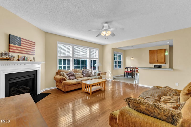 2114 Baycourt Trl, Hillsborough, NC 27278