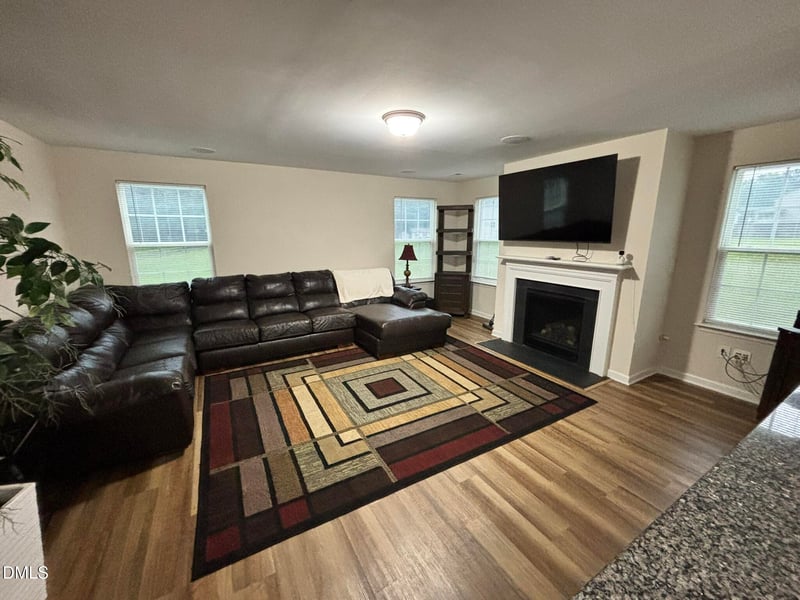 2114 Crosswind Dr, Graham, NC 27253