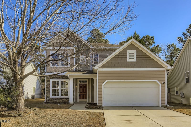 2114 Gillwell Ln, Fuquay Varina, NC 27526