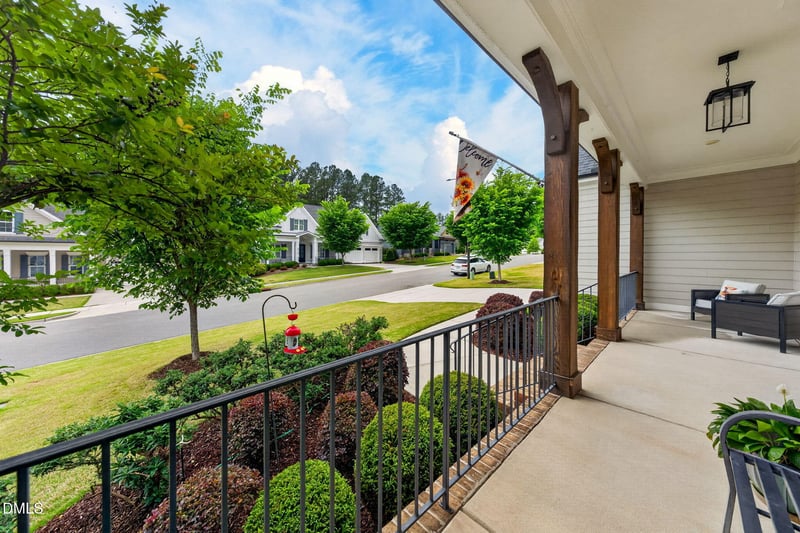 2114 Meadowcreek Dr, Durham, NC 27705