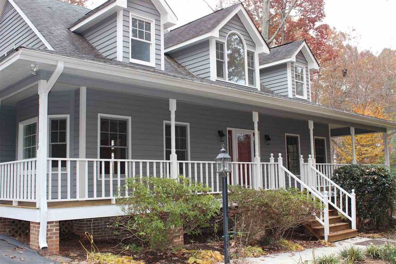 2114 Old Forest Dr, Hillsborough, NC 27278