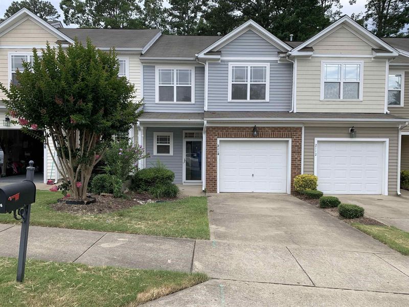 2114 Stoney Springs Dr, Raleigh, NC 27610