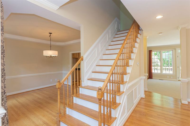 2115 Carriage Way, Chapel Hill, NC 27517