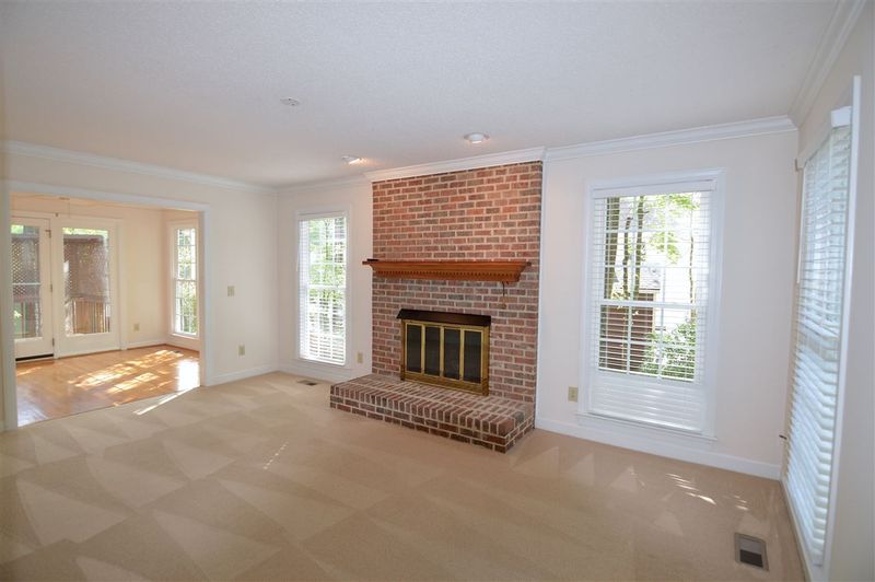 2115 Meade Ln, Durham, NC 27707
