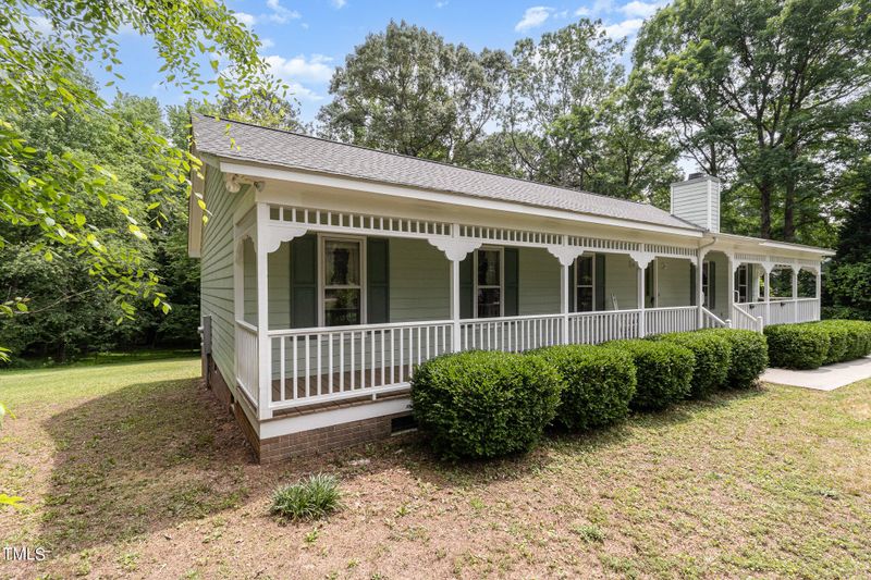 2115 Whispering Pines Dr, Clayton, NC 27520