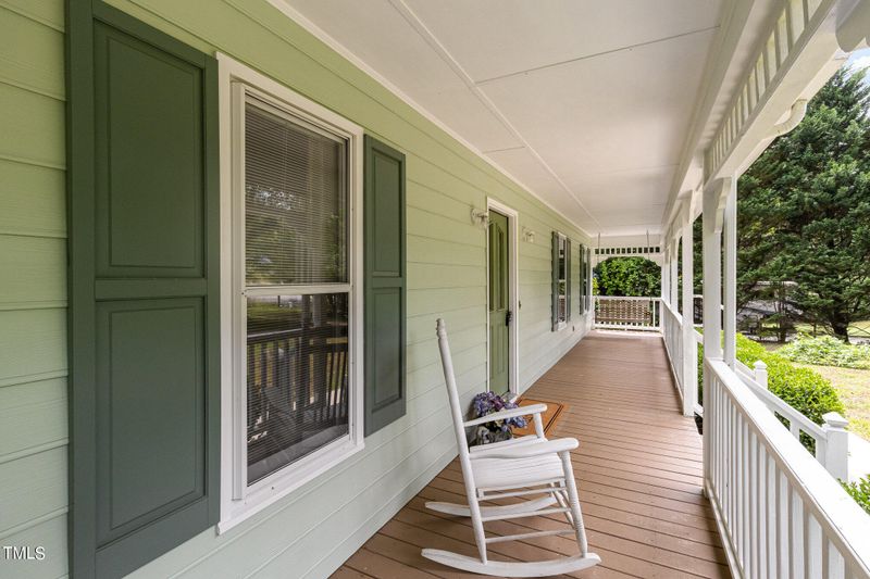 2115 Whispering Pines Dr, Clayton, NC 27520