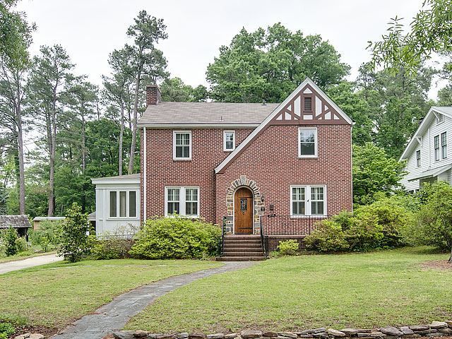 2116 W Club Blvd, Durham, NC 27705