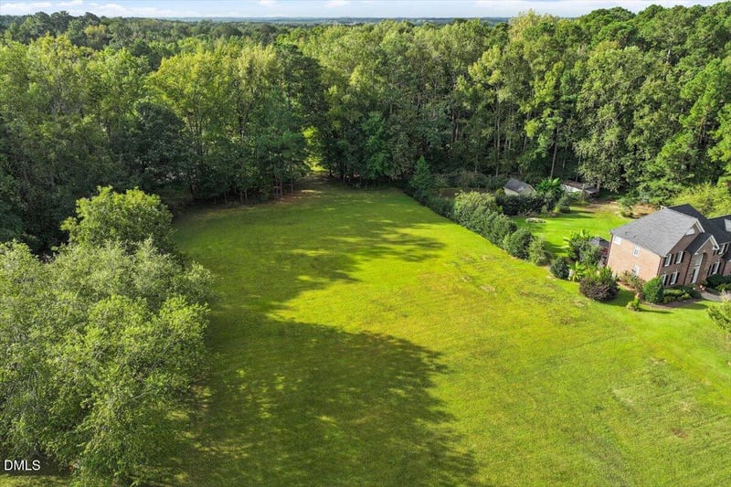 2116 Herbert Dr, Zebulon, NC 27597