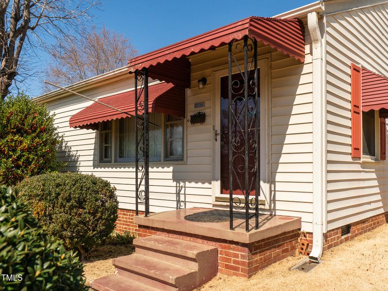 2116 Mckinney St, Burlington, NC 27217
