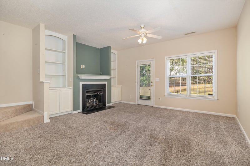 2116 Metacomet Way, Raleigh, NC 27604