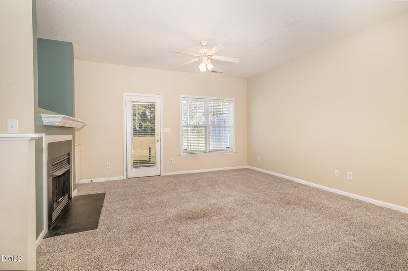 2116 Metacomet Way, Raleigh, NC 27604