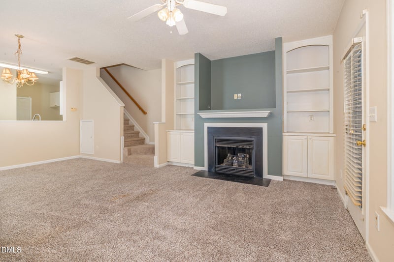 2116 Metacomet Way, Raleigh, NC 27604