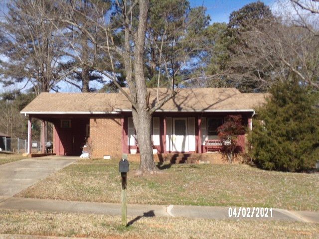 2116 Shenandoah Rd, Raleigh, NC 27603