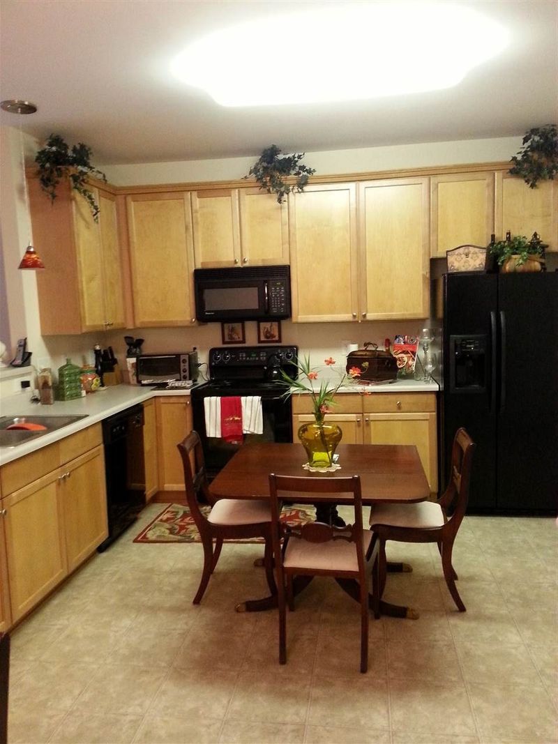 2116 Stoney Spring Dr, Raleigh, NC 27610