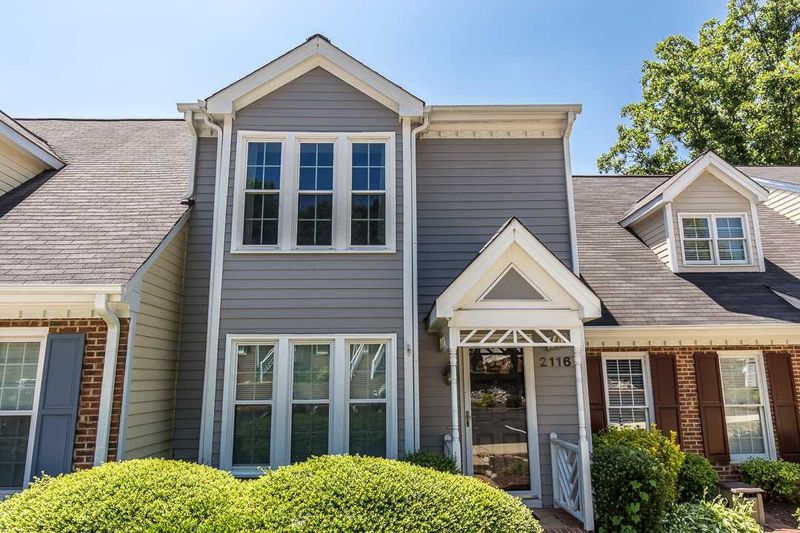 2116 Trailridge Ct, Raleigh, NC 27603