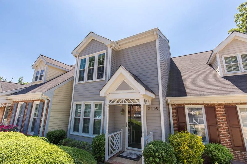 2116 Trailridge Ct, Raleigh, NC 27603