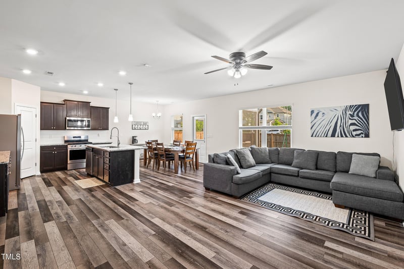 2116 Water Marsh Trl, Fuquay Varina, NC 27526