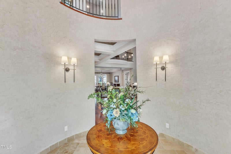 2117 Buckingham Rd, Raleigh, NC 27607