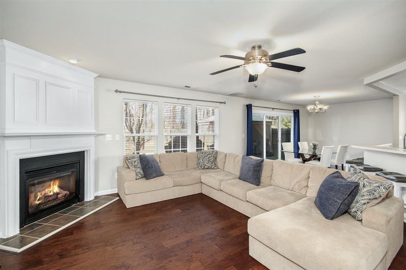 2117 Groundwater Pl, Raleigh, NC 27610