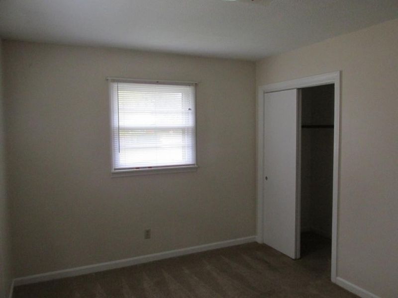 2117 Joseph St, Burlington, NC 27215