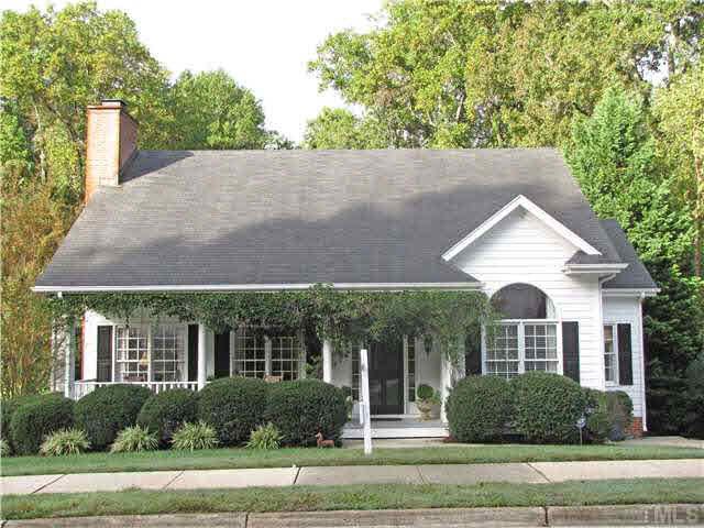 2117 Longwood Dr, Raleigh, NC 27612