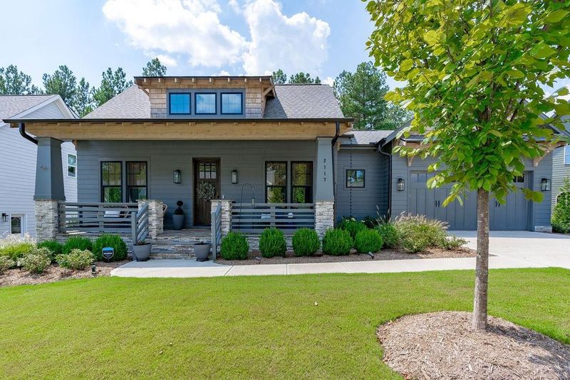 2117 Meadowcreek Dr, Durham, NC 27705