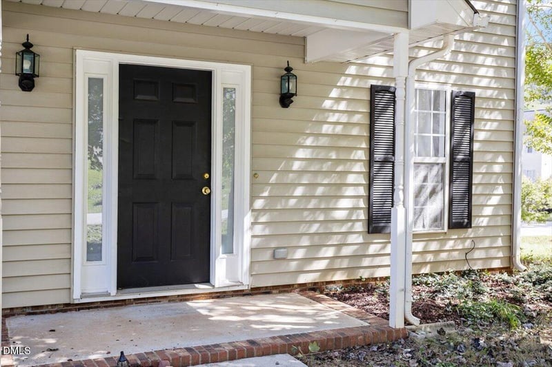 2118 Magnolia Ln, Hillsborough, NC 27278