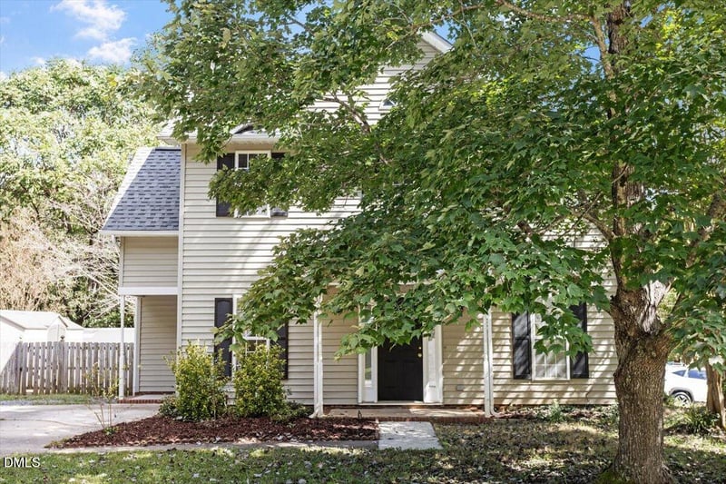 2118 Magnolia Ln, Hillsborough, NC 27278