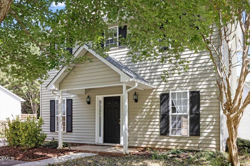 2118 Magnolia Ln, Hillsborough, NC 27278