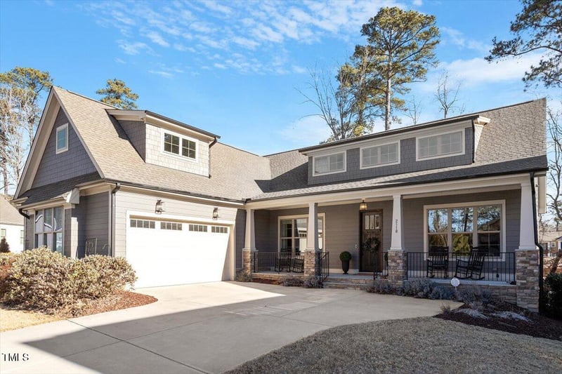 2118 Meadowcreek Dr, Durham, NC 27705