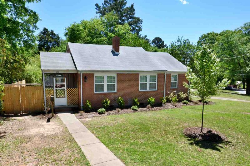 2118 Ruffin St, Durham, NC 27704