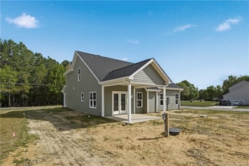 2118 Smith Rd, Hope Mills, NC 28348
