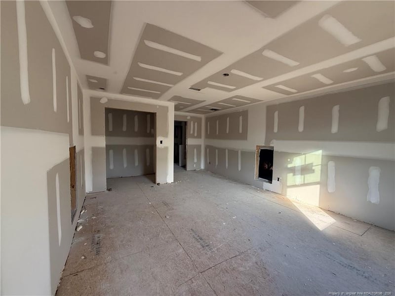 2118 Smith Rd, Hope Mills, NC 28348