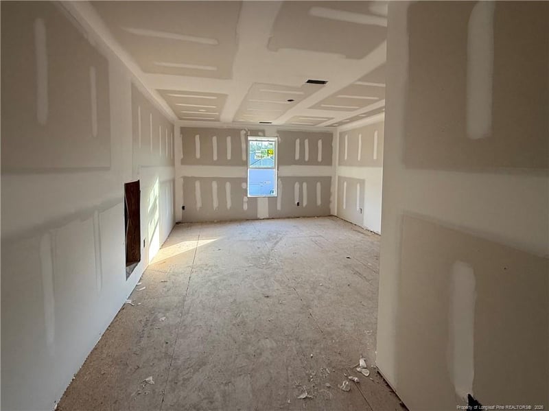 2118 Smith Rd, Hope Mills, NC 28348