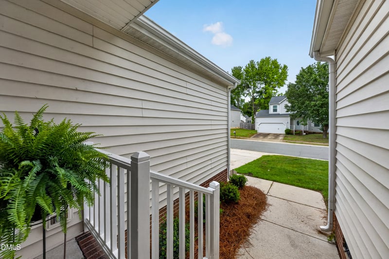 2119 Charny Dr, Raleigh, NC 27604