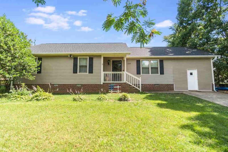 2119 Holland Ave, Burlington, NC 27217