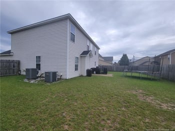 2119 Queen Elizabeth Ln, Hope Mills, NC 28348