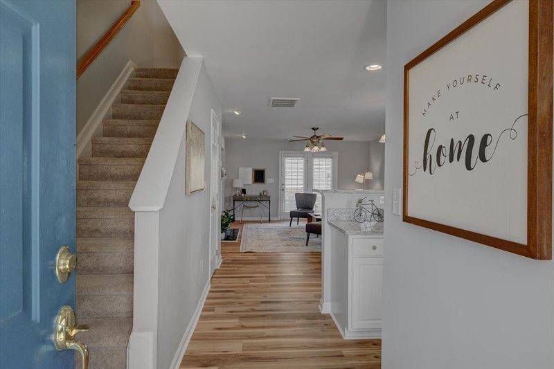 2119 Turtle Point Dr, Raleigh, NC 27604
