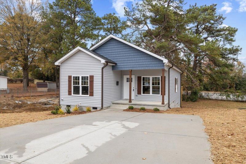 212-A W Hill St, Benson, NC 27504