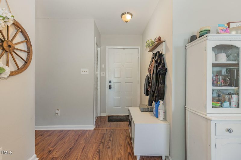 212 Applecross Dr, Cary, NC 27511