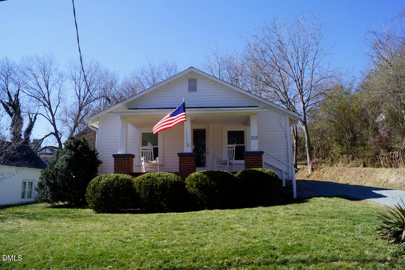 212 Bellvue St, Hillsborough, NC 27278