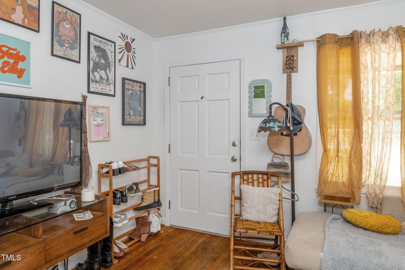 212 Blanchard St, Raleigh, NC 27603