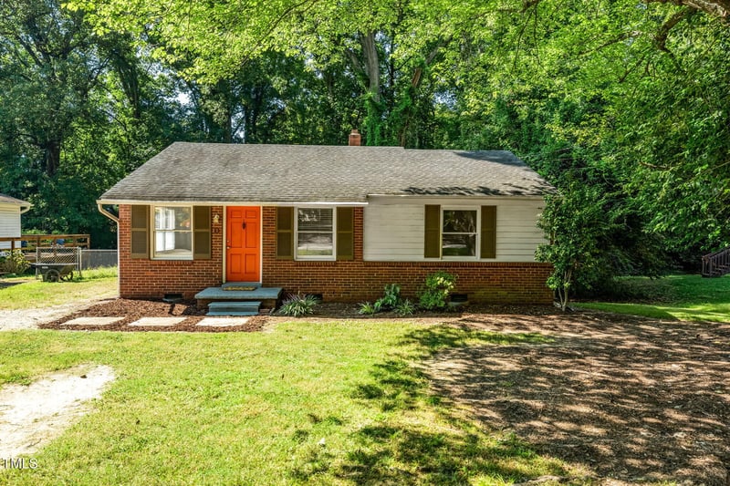 212 Blanchard St, Raleigh, NC 27603