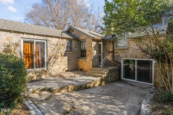 212 Brooks Ave, Raleigh, NC 27607