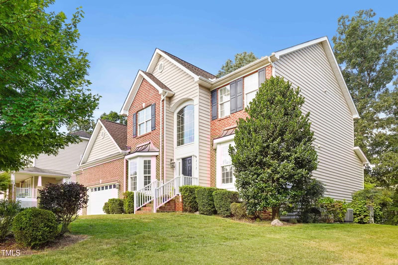 212 Chieftain Dr, Holly Springs, NC 27540
