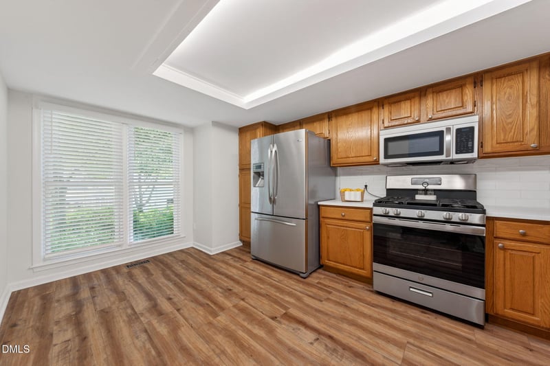 212 Chimney Rise Dr, Cary, NC 27511