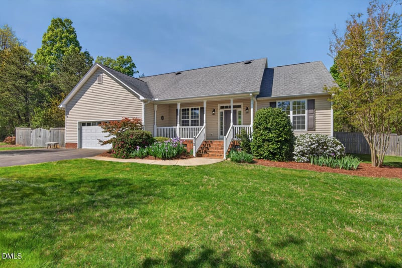 212 Climbing Aster Ct, Mebane, NC 27302