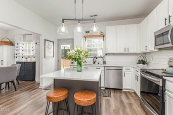 212 Cline Falls Dr, Holly Springs, NC 27540